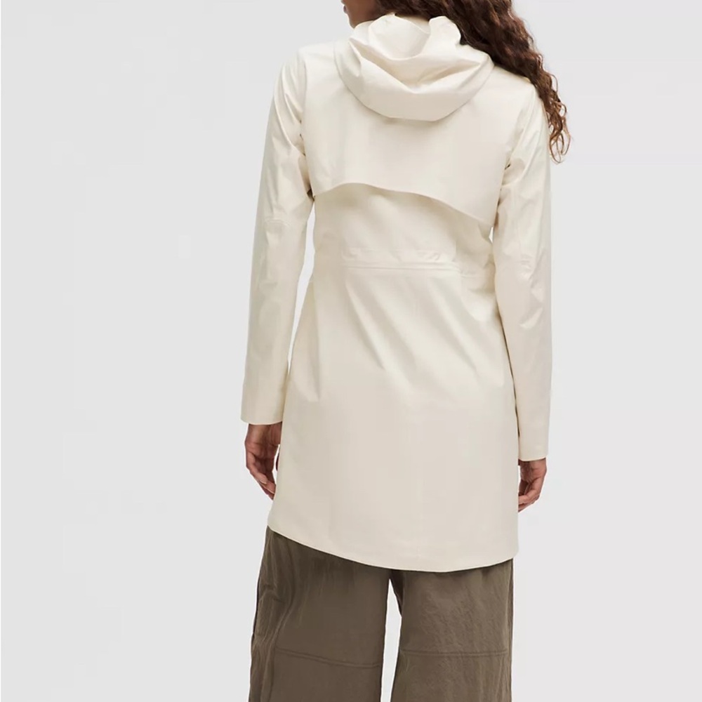 New Lululemon Rain Rebel Jacket Ivory Size 6 NWT - Picture 4 of 13